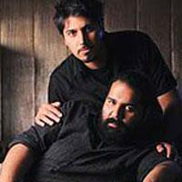 احسان خواجه‌امیری: «برای تو مشكی پوشیده‌ام»