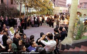 گزارش تصویری از حاشیه‌های کنسرت رضا صادقی برای فیلم «بی‌خداحافظی» 