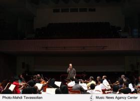 گزارش تصویری از تمرین ارکستر سمفونیک تهران به رهبری ماتیاس کروگر